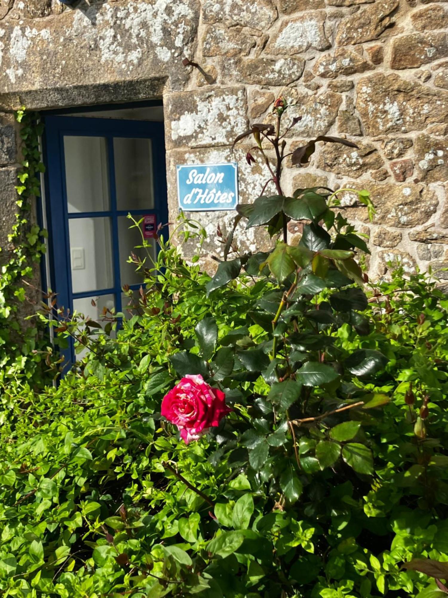 Ar Couette Bed & Breakfast Bono Exterior photo